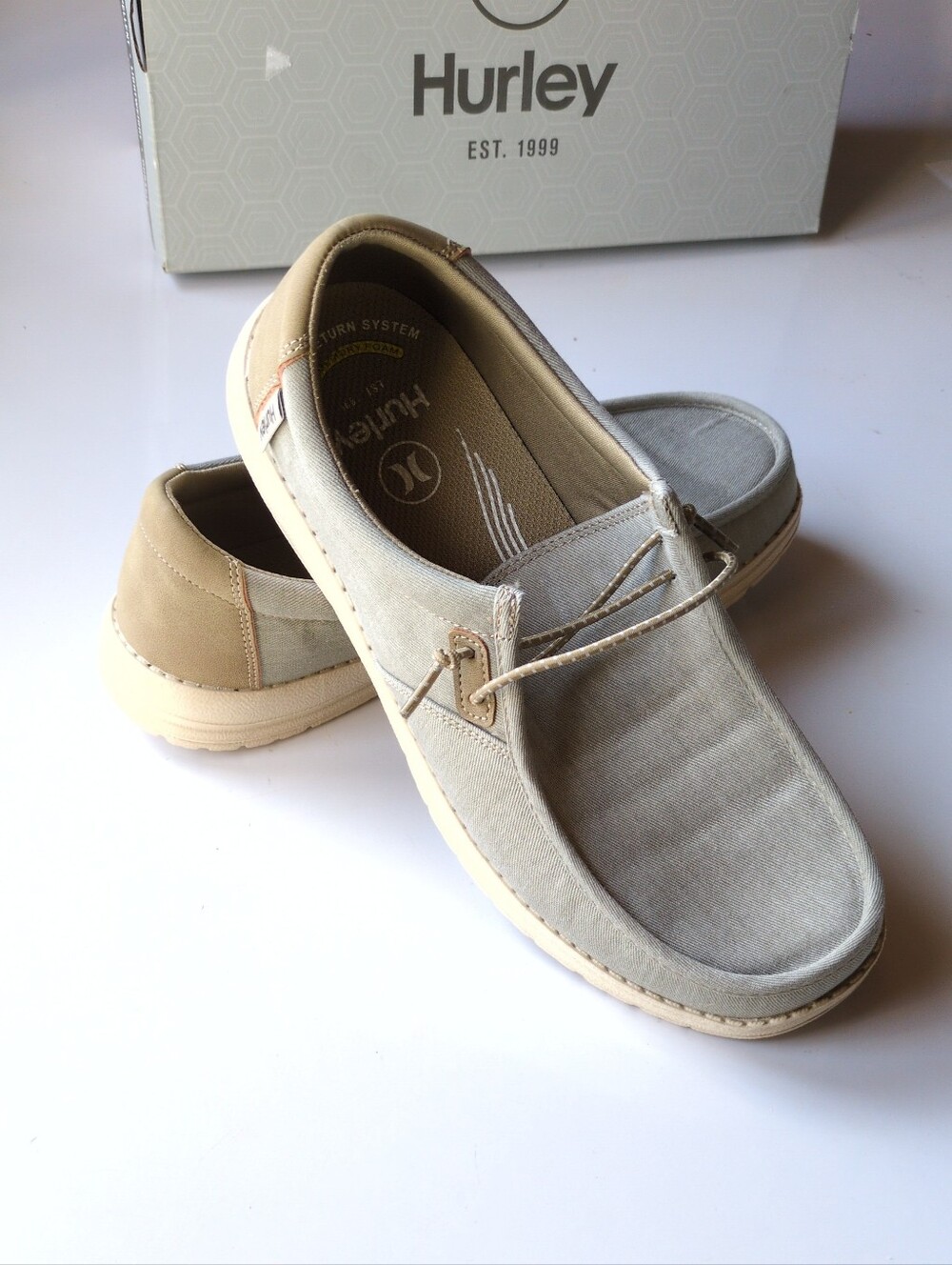Hurley Nesota Tan Gray Slip On Mens Shoes Sz 8